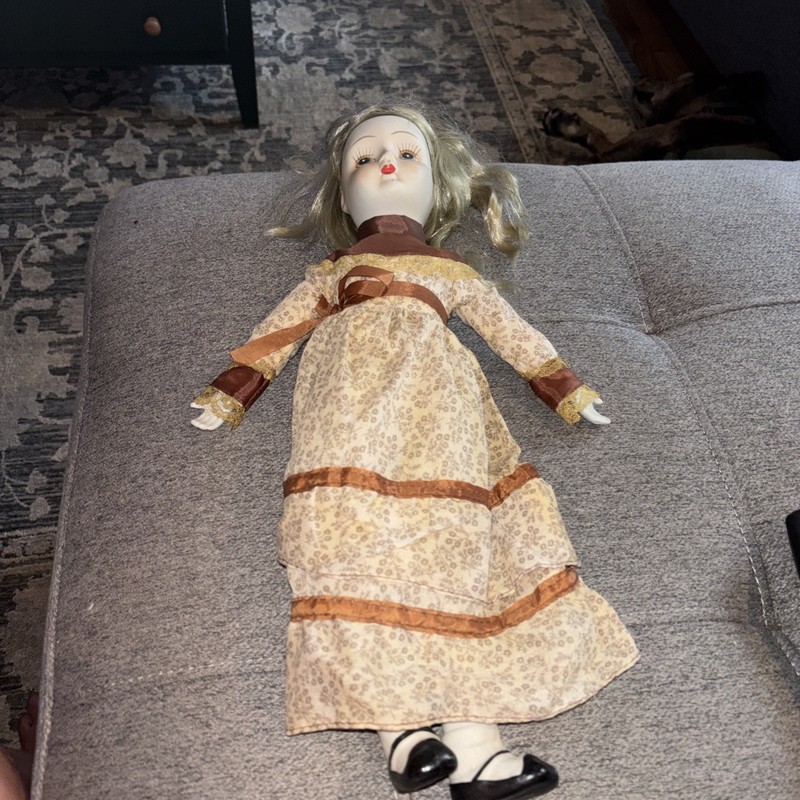 1970’s Walda Doll Vintage Blonde Bisque Porcelain Painted Face Original Clothes