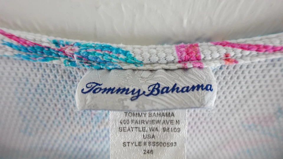 Tommy Bahama Mujer Island Cays Floral Mameluco Cubrir S/P Foto 4 de 4