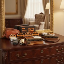 Professional 13-Piece Shoe Cleaning Kit with Horsehair Brushes  3 Polish Colors