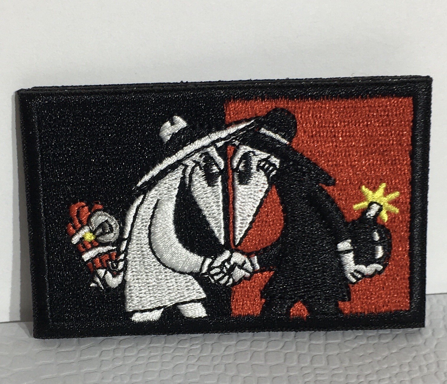 Picture 1 of 5