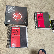 NFPA NFPA 70 NEC 2017 Spiral Tabbed & 2020 Lo...