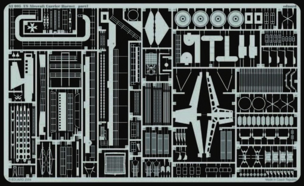 Photodécoupe porte-avions USS Hornet CV 8 échelle 1/350 Eduard 53 accessoire maquette