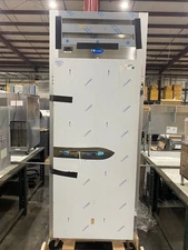 NEW RANDELL 2010 STAINLESS STEEL ONE DOOR REACH IN COOLER REFRIGERATOR