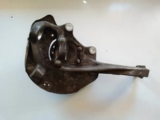 MERCEDES-BENZ C W205 Radnaben vorne links 2052100 2.00 35121217