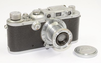 Leitz Leica IIIa Gehäuse / body chrome + Elmar 3.5/5cm  2328/55