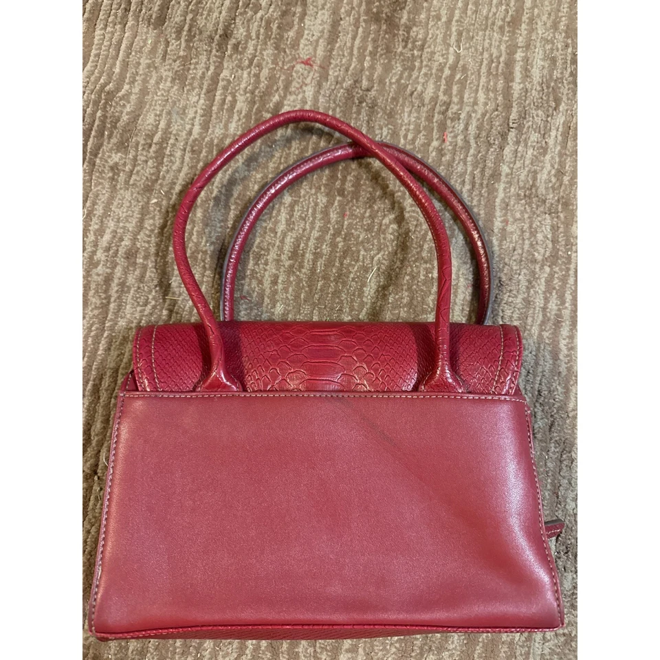 Cartera Liz Claiborne Bolso con asa superior Acentos de serpiente Roja Pequeña Foto 2 de 3