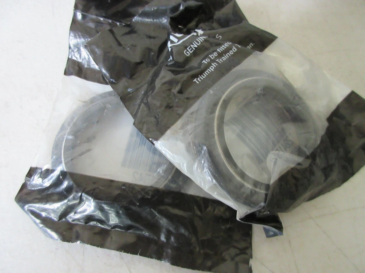 LOT OF 2 TRIUMPH T2041542 DUST SEALS 2041542 NEW GENUINE OEM | eBay