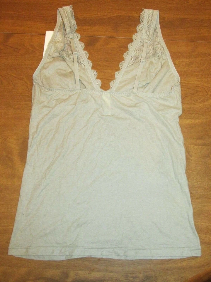 909V3 DKNY 731027 Encantadora Camisola Romance Algodón Con Encaje Grande Verde Ejército  Foto 2 de 2