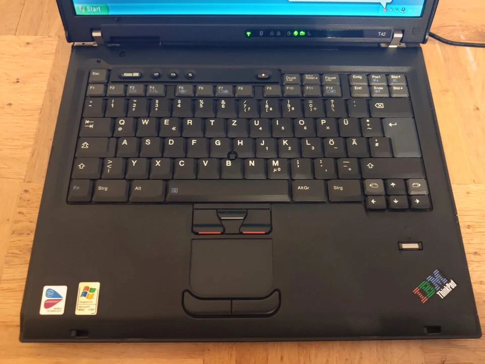 IBM ThinkPad T42 – Intel Pentium M 1,7GHz, 1GB RAM, 40GB HDD - Bild 3 von 4