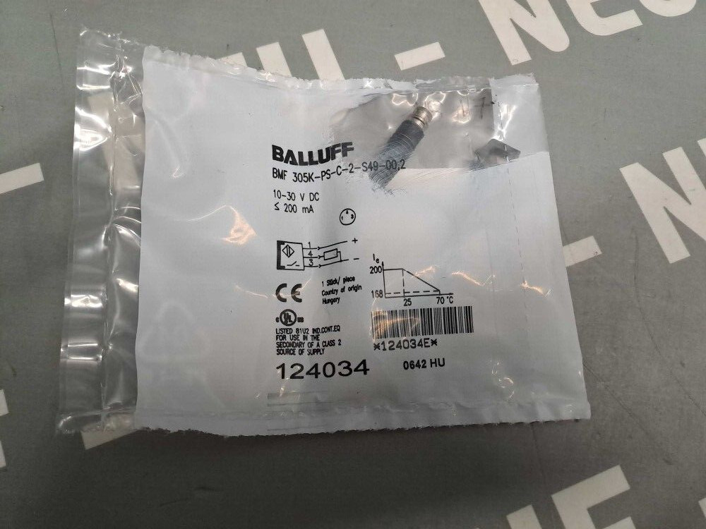 Détecteur inductif Balluff BMF305K-PS-C-2-S49-002 pour le contrôle des vérins