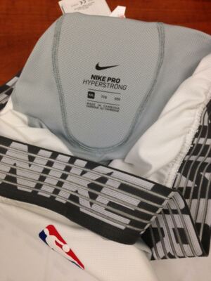 送料無料 新品 NIKE アメフト PRO HYPERSTRONG 3/4 XL Amazon.com: Nike Men's Pro Hyperstrong Padded 3/4 Football