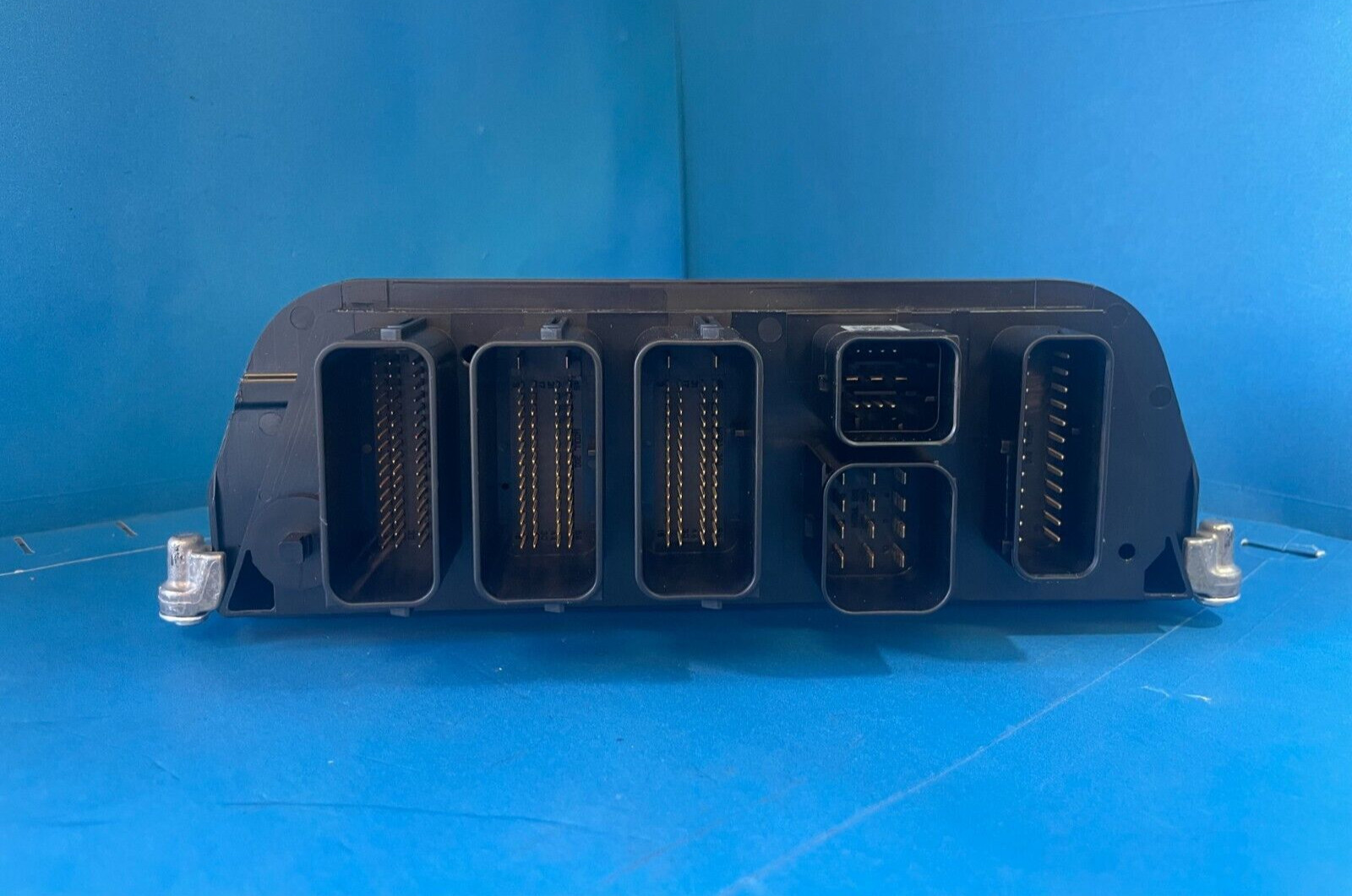 2014 - 2017 BMW  I8 GASOLINE ENGINE CONTROL MODULE UNIT ECU ECM 8663639 -01 OEM