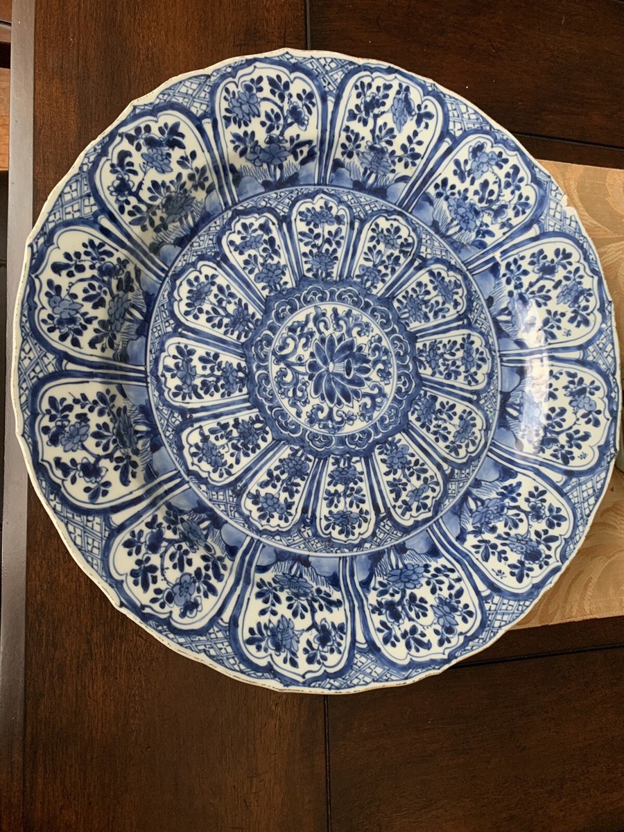 中国清時代　青花四足水盤　幅約22.5㎝　東Y8-0502☆2Fタルチ Huge Chinese Blue And White Charger Qing Dynasty Kangxi 清康熙青花