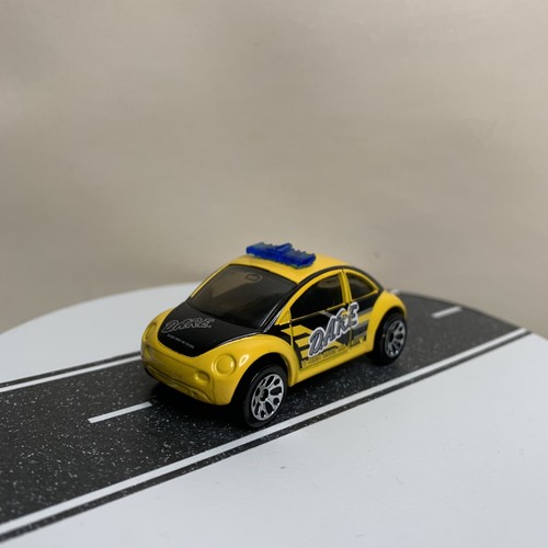 Matchbox DARE D.A.R.E Volkswagen VW Concept 1 Beetle Bug Police Car Black/Yellow - Picture 7 of 16