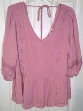 NWT Lilly Star Top Women's V Neck Back Boho Embriodered Top Pink Size 1X.       