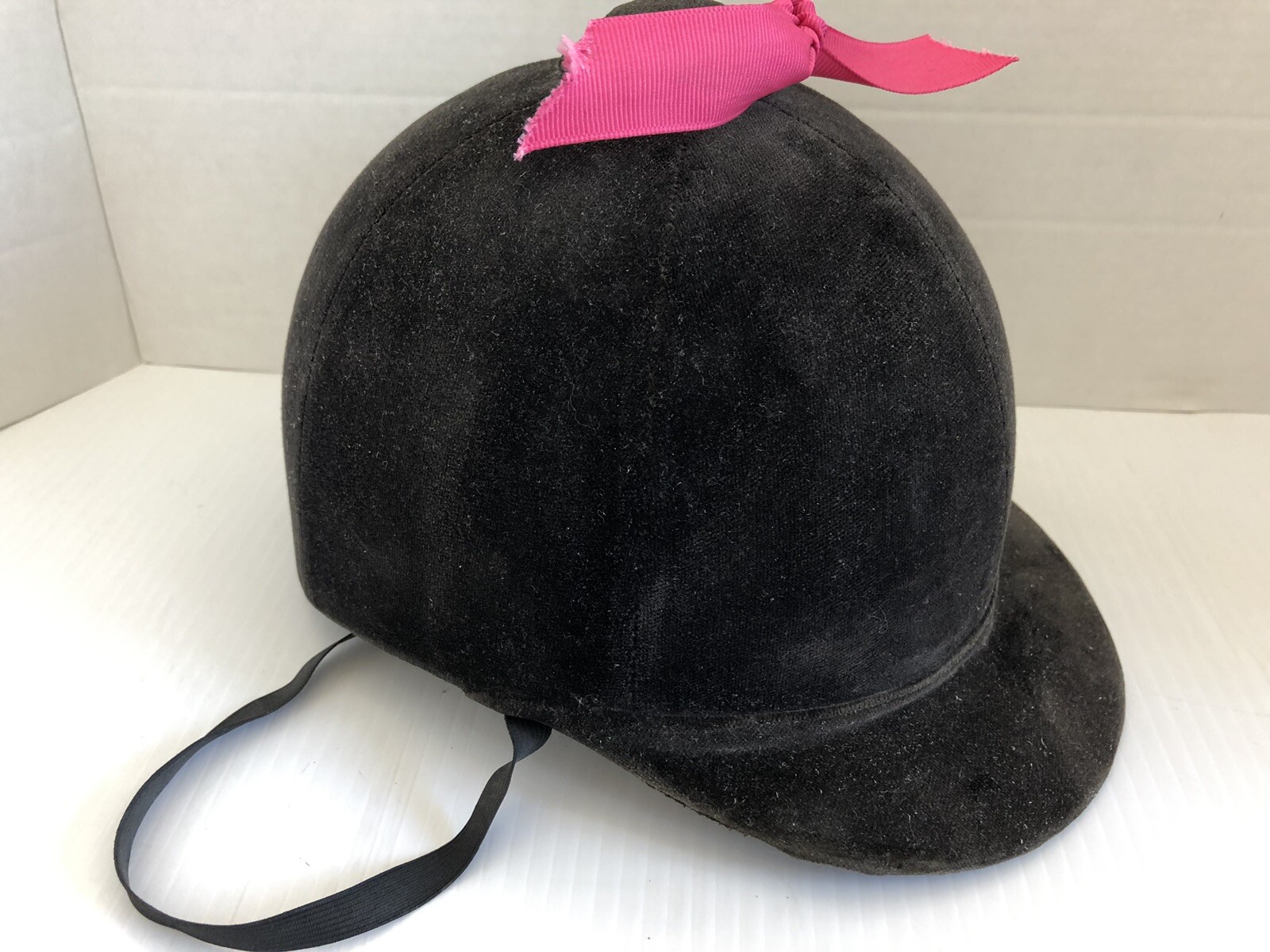 VINTAGE WOMEN'S BLACK VELVET RIDING HAT. EQUESTRIAN PROTECTIVE HAT eBay