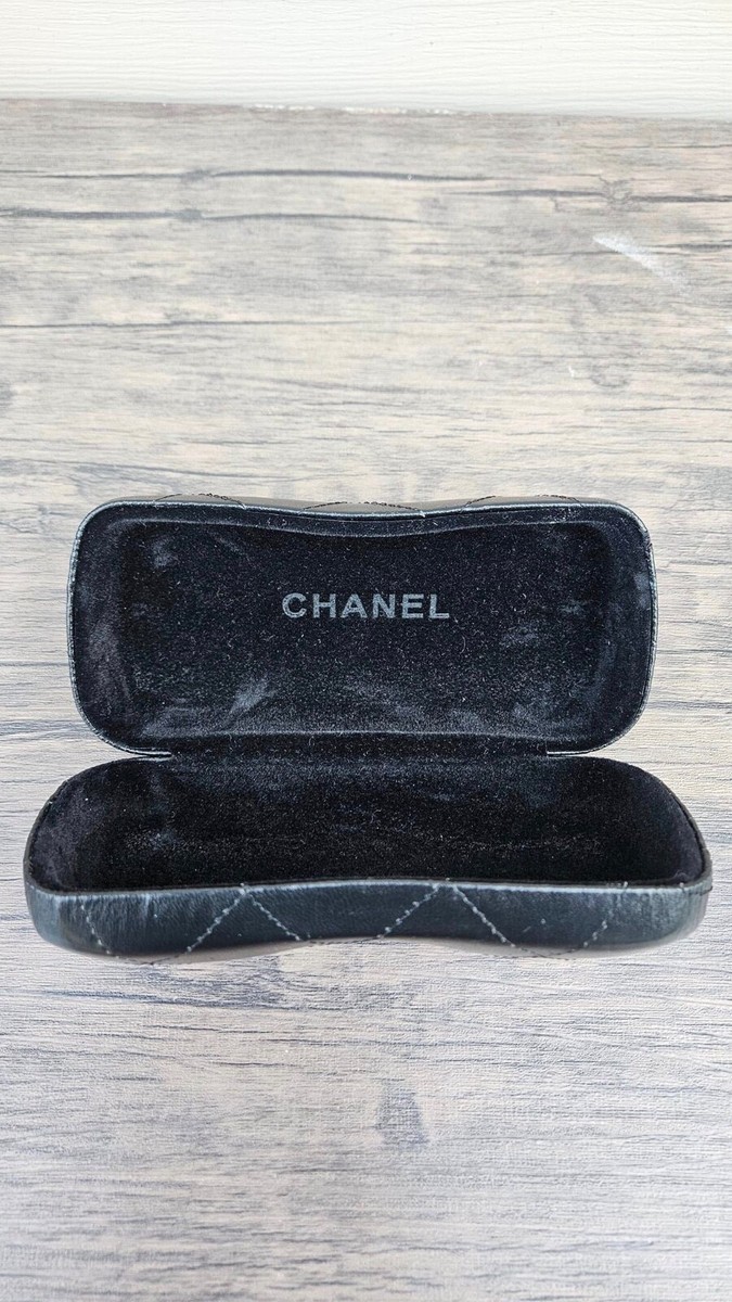 小物 CHANEL sunglasses coco y2k BLACK case Chanel Sunglasses Coco Camellia Y2K Blk Mark Case Included