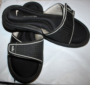 nike memory foam slides