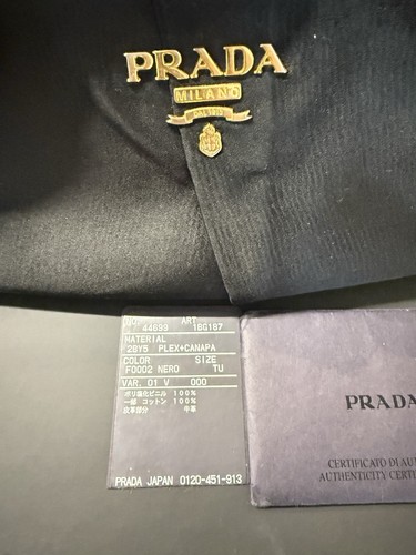 Prada Silk Satin Clutch In black - Picture 4 of 7