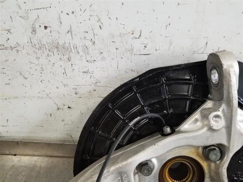 Maserati Levante 2019-2019 front/right Steering knuckle