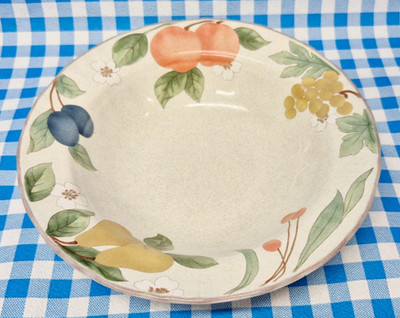 Mikasa Country Classics DC 014 Fruit Panorama 7 1/2'' Fruit / Dessert Bowl
