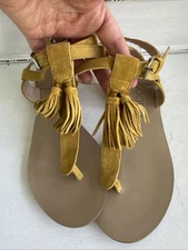 ANTHROPOLOGIE SOLE SOCIETY “Pandora” Suede Yellow NEW Sandals Sz 7.5 NWT