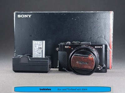Sony Cyber-shot DSC-RX1R 24,3 MP im akzeptablen Zustand