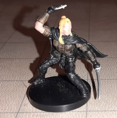  SHARN CUTTHROAT  20 U FIGUR  ABERRATIONS  2004 WIZARDS  D&D MINIATURES ASSASSIN