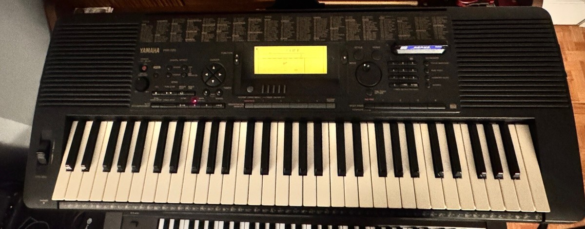 1995] Yamaha PSR-520 Arranger Keyboard [Plays Well, Read