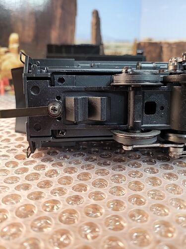 Railking O Gauge Die Cast Locomotive And Tender For Parts Or Repair - Picture 22 of 24