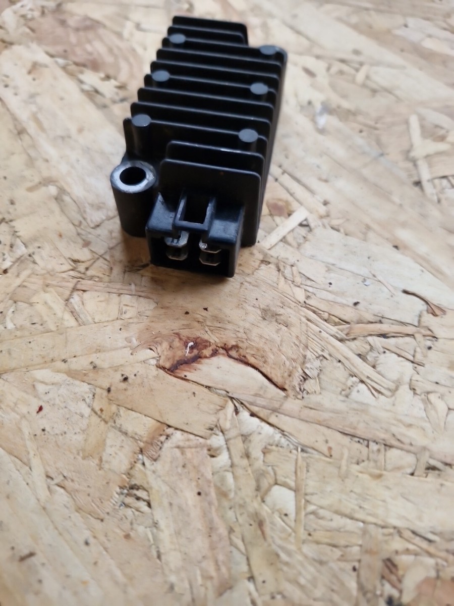 fits: YAMAHA DT 125 RE / X 2004-2006 JAPANESE REGULTOR RECTIFIER 4 PIN UK :-) | UK