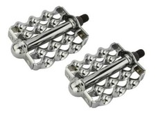 Bike Double Flat Twisted Pedals 1/2 Chrome. Bike parts,Bicycle parts.