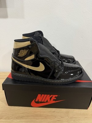 Air Jordan 1 Retro High OG Black Metallic Gold Size 11   555088-032   Brand New