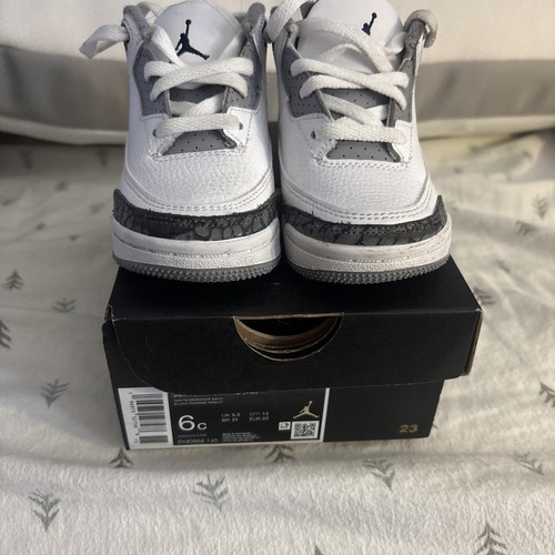 Jordan Three Retro Toddler Shoes, White Midnight, Navy Toddler, Size 6c