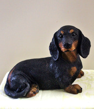 Hundefigur Dachshund Dackel-Welpe realistisch handbemalt sitzend Vintage