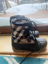 Authentic Burberry Winter Boots 33/34 US 1.5/2.5