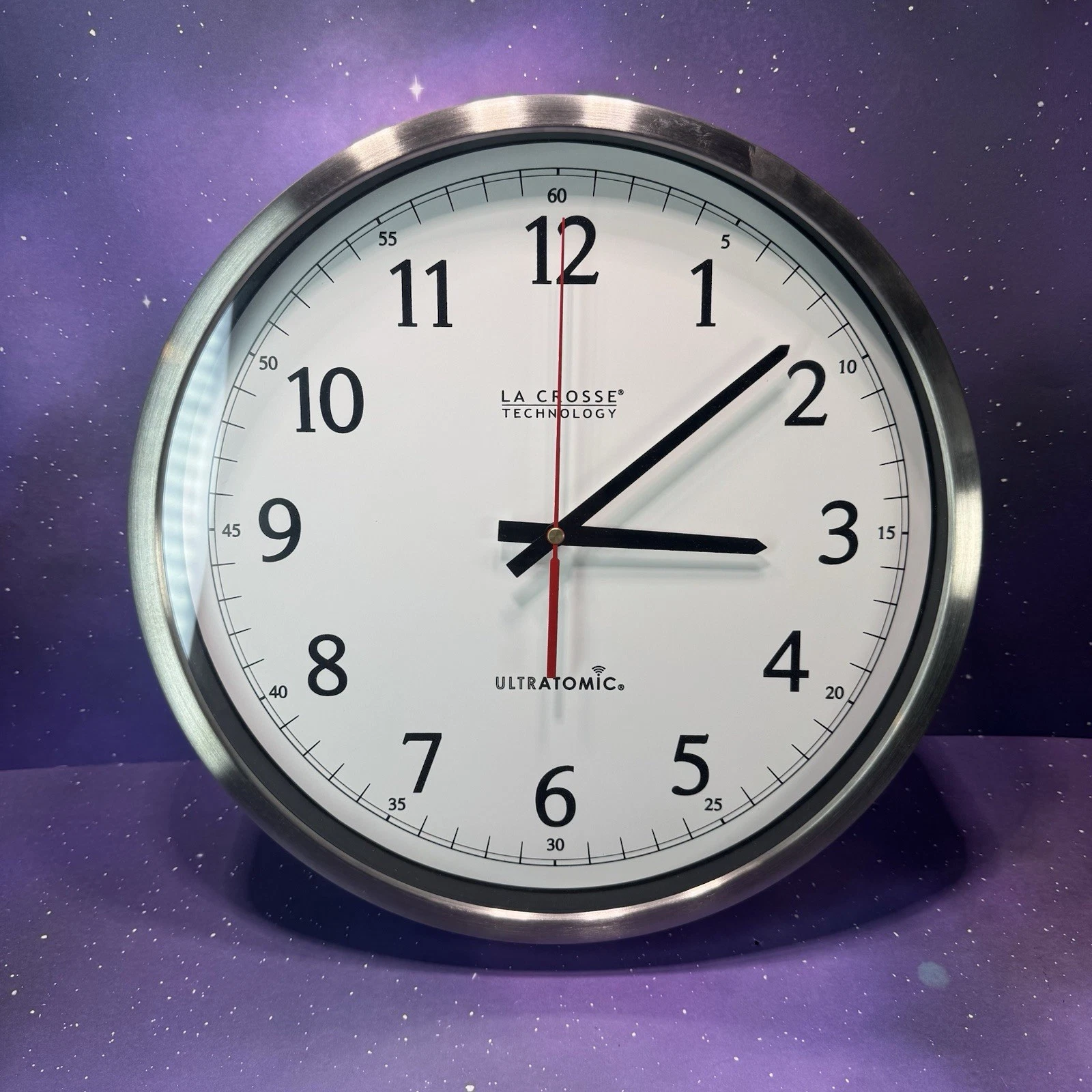 La Crosse Technology UltrAtomic Analog Wall Clock - Thumbnail 4