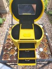 VINTAGE '97 Wolf Designs Inc Yellow Sparkle Jewelry Box Travel Case With Mirror  — photo 6