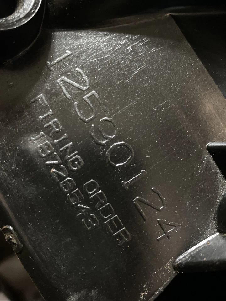 LS3 Intake Manifold OEM 5.7L/6.0/6.2 Corvette/Camaro T/A lS1 LS2 LS7 12590124 - Image 4 of 4