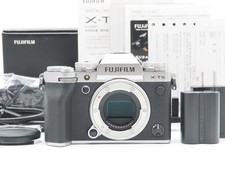 Fujifilm X-T5 40.2 MP Digital Camera Silver w/ 25 Shots 268599