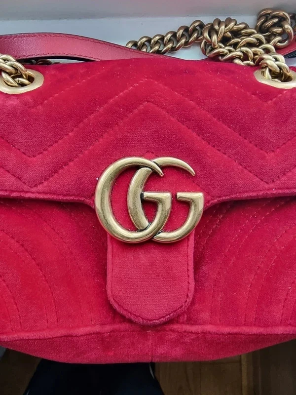 Gucci GG Marmont Matelasse Crossbody Mini Red Velvet- Retail Price 1700 gbp, photo 2 of 5