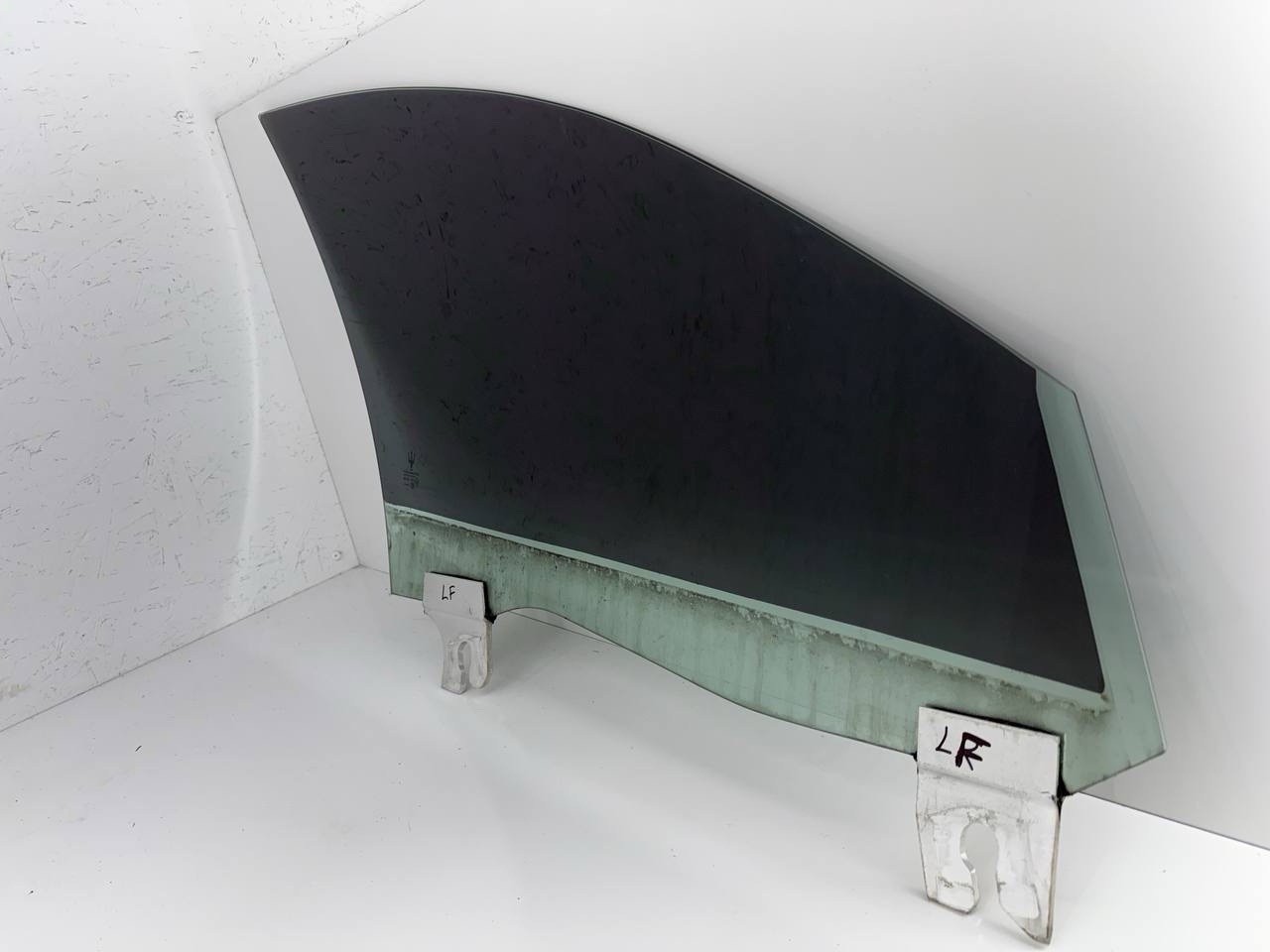 2014-2023 MASERATI GHIBLI S Left FRONT DOOR WINDOW GLASS 