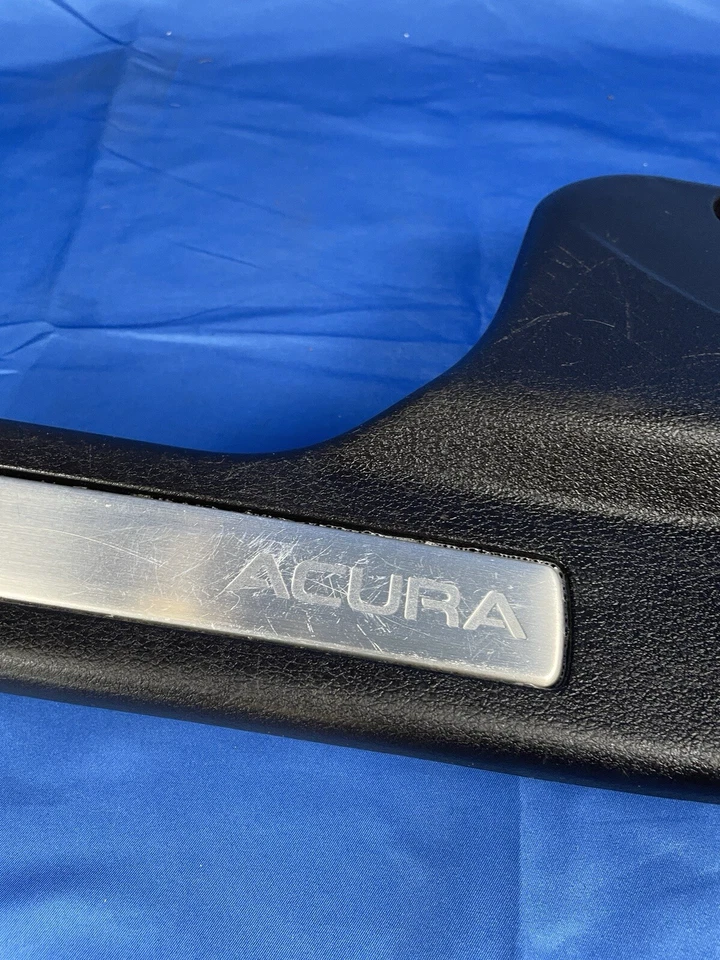 2015-2020 ACURA TLX 左后门踏板磨损窗台装饰 84261-TZ3 原始设备制造商 — 第 3/4 张图片