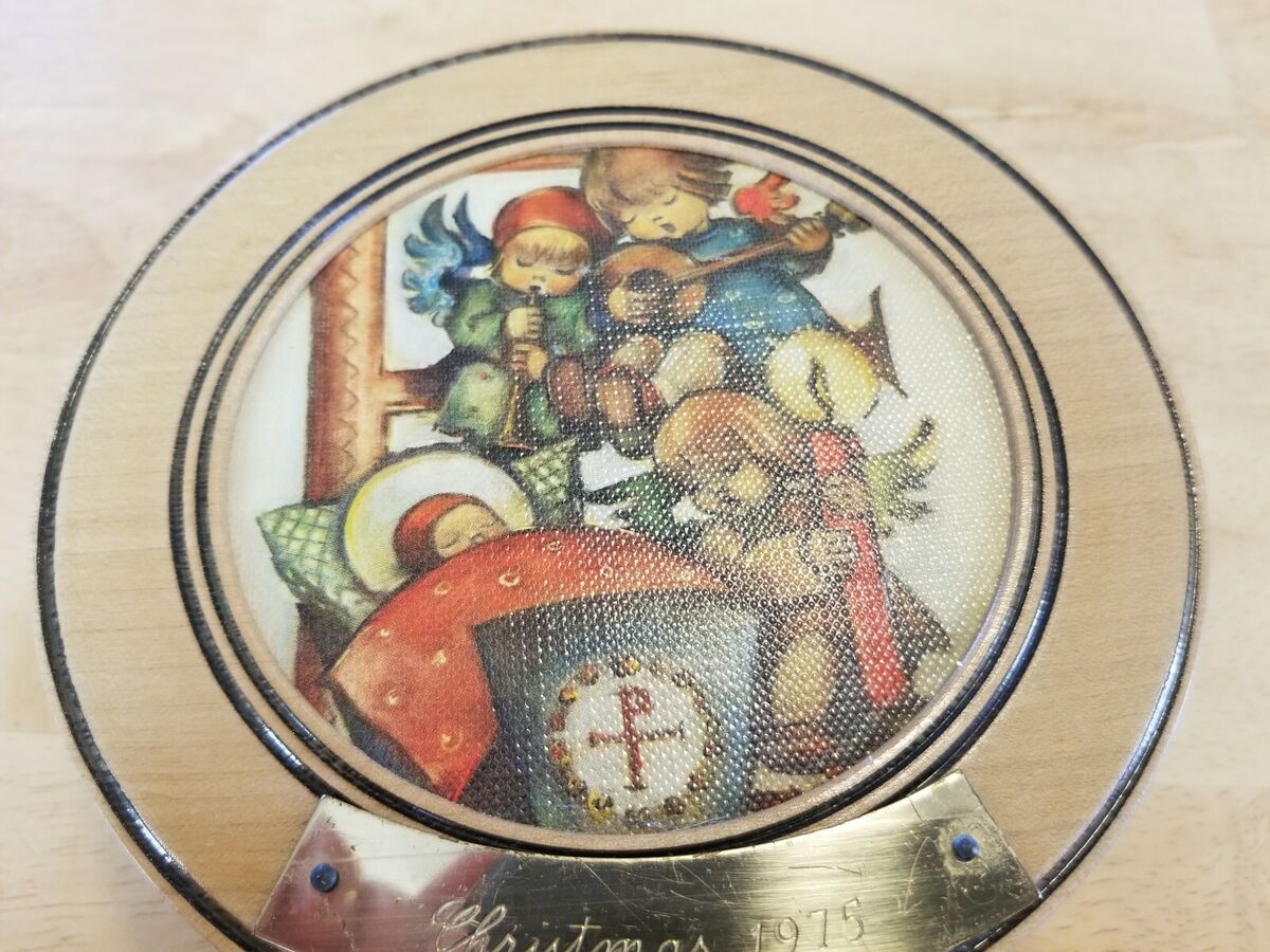 Vintage Reuge Music Box 1975 Christmas Wall Hanging Swiss Vintage Reuge Music Box 1975 Christmas Wall Hanging Swiss