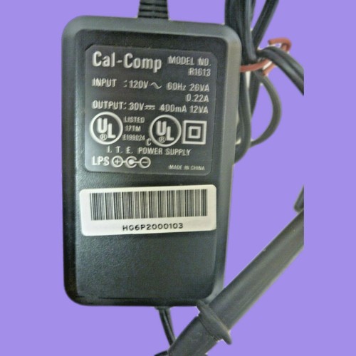 Fuente de alimentación Cal-Comp R1613 ITE adaptador de CA salida DC 30V 400mA 12VA - Imagen 4 de 12