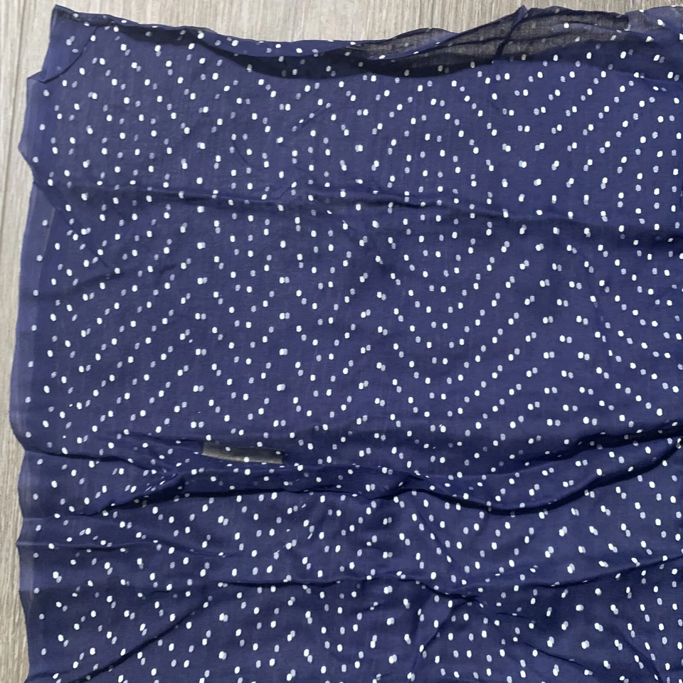 Tela transparente de punto estampada vintage Foto 3 de 4