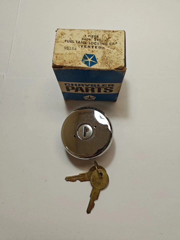 Chrysler Dodge Plymouth 1964-1966 accesorio bloqueo tapa combustible gasolina 2409393 nuevo de stock Foto 4 de 4