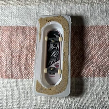 Vintage Tech Deck Birdhouse Tony Hawk Black 6 Fingerboard VHTF Rare A1