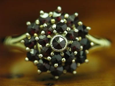 14kt 585 Gold & 835 Silber Art-Decó Ring mit 1,10ct Granat Besatz / 2,6g / RG 55 - Bild 1 von 4