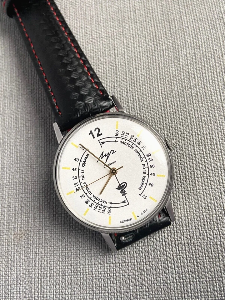 Reloj mecánico médico soviético Luch vintage cal. Reloj Pulsera Hombre 2209 Foto 3 de 4